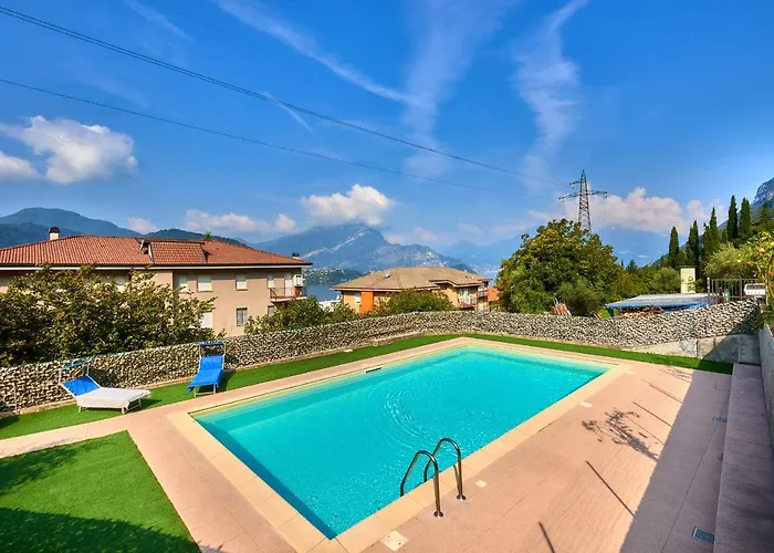 Il Sole House Holiday home Lierna